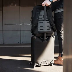 Eagle Creek Ozone 4-Wheel Carry-On 38L