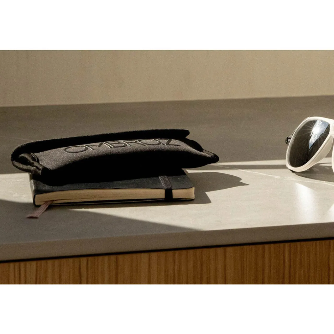 Ombraz Side Shield Case