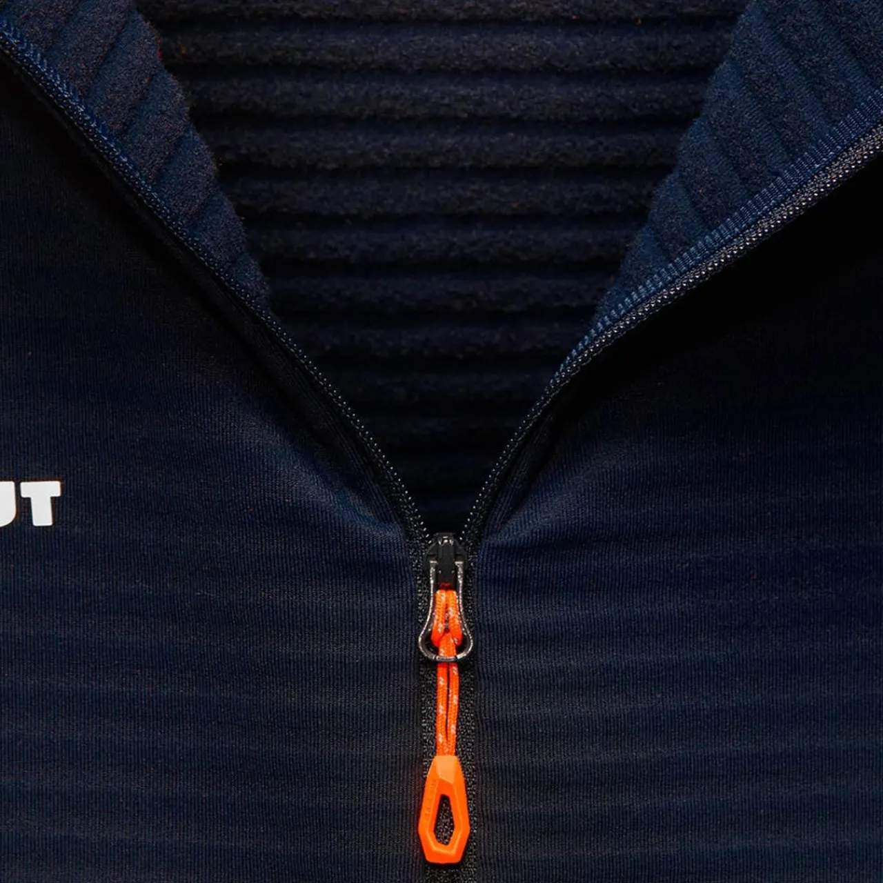 Mammut Taiss Light ML Hooded Jacket