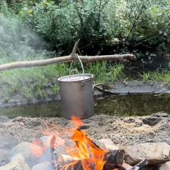 TOAKS Titanium Pot 750ml with lid and bail handle