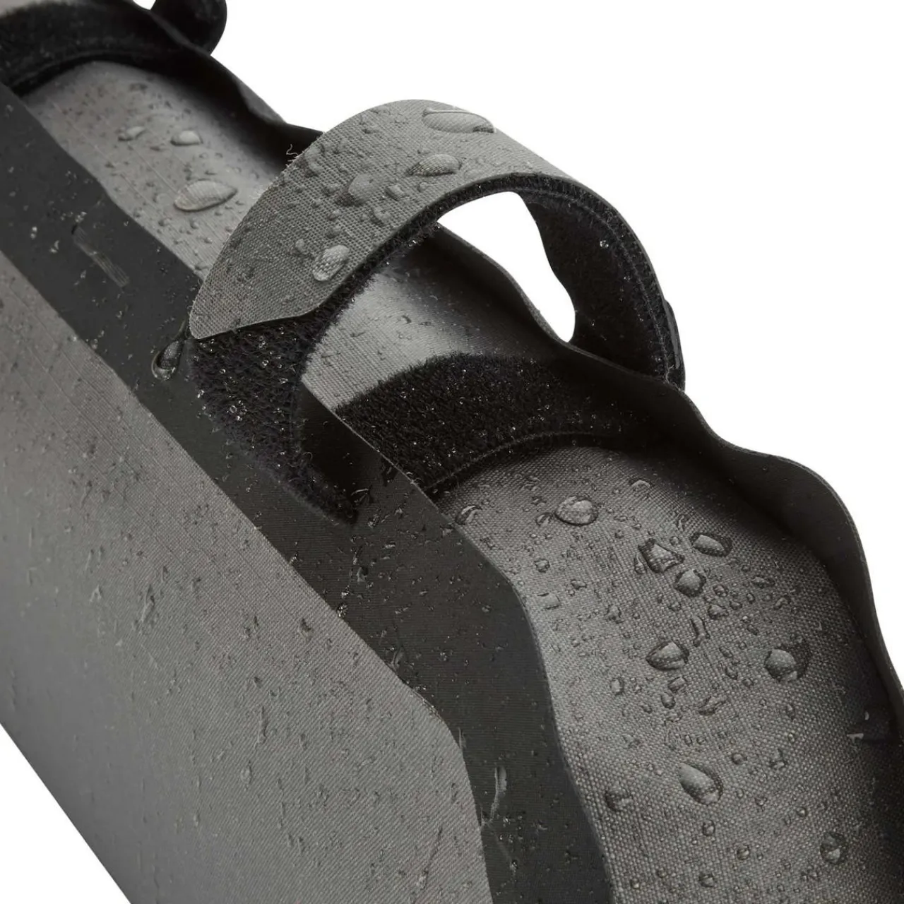 Apidura Vortex Waterproof 4L Half Frame Pack