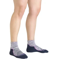 Women Darn Tough Womens Light Hiker 1/4 Socks